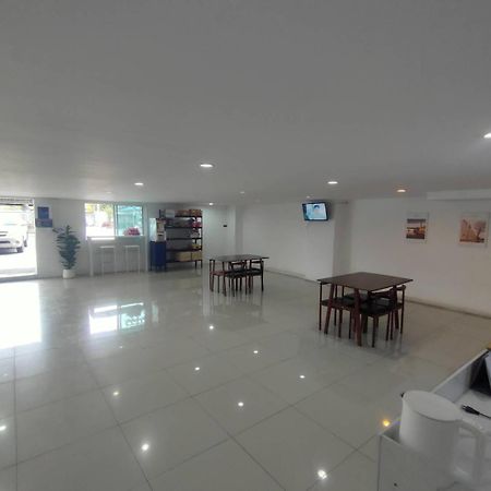 Prl Place Bangkok Exterior photo