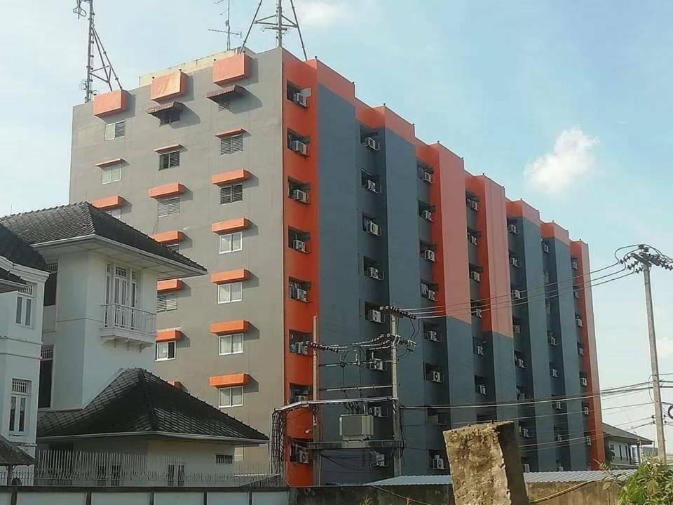 Prl Place Bangkok Exterior photo